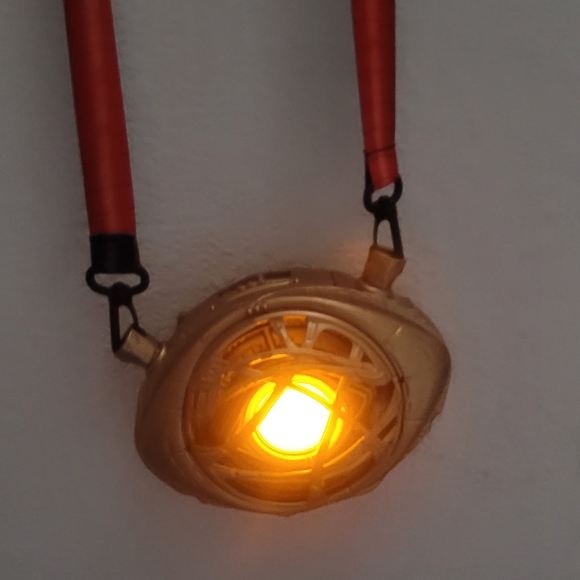 Disney Doctor Strange Sipper Marvel Eye of Agamotto - Picture 4 of 6